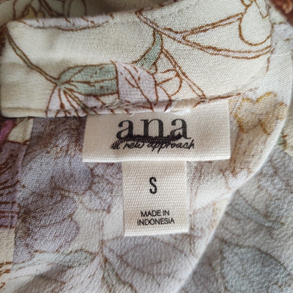 A.n.a new approach women's dress long sleeve  yellow floral size S - Picture 14 of 15